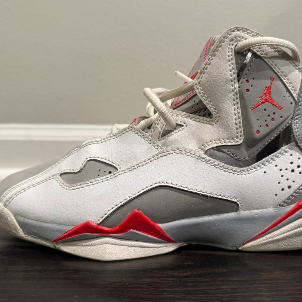 Air Jordan 7 - White / Gray (Size 4Y)